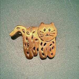 Vintage Ultra Craft Gold Cat Brooch